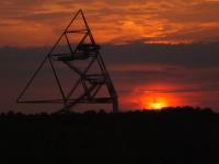 Tetraeder_von_der_Schihalle.jpg