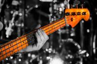 Bass_CK_WEB_oWZ.jpg